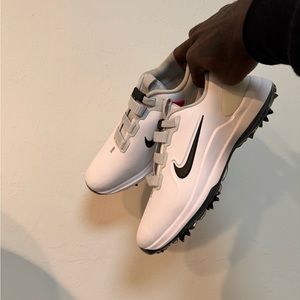 Nike Tiger Woods Golf Shoe - Unworn!